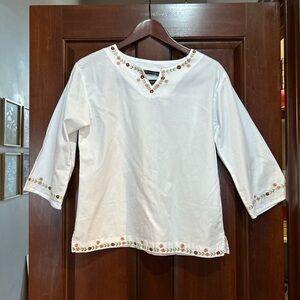 Vintage White Embroidered Blouse size PM